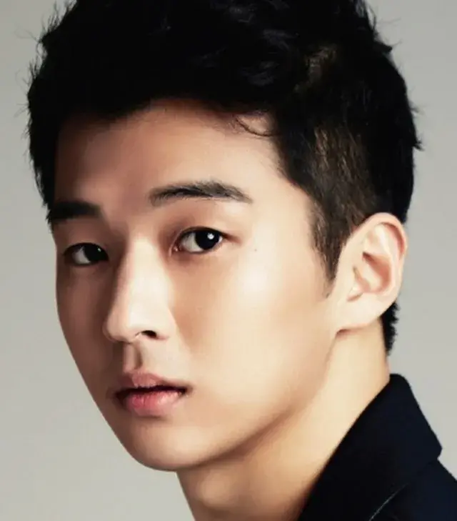 بیوگرافی Kim Hee Chan