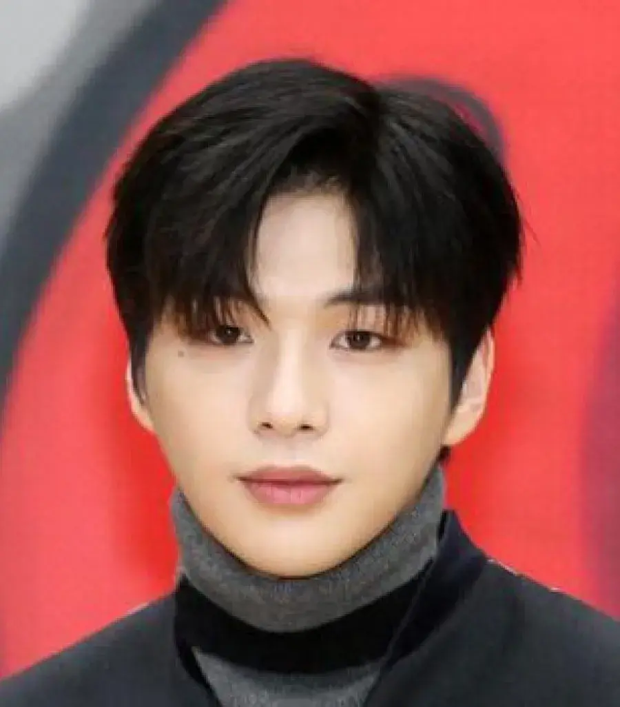 بیوگرافی Kang Eui Geon