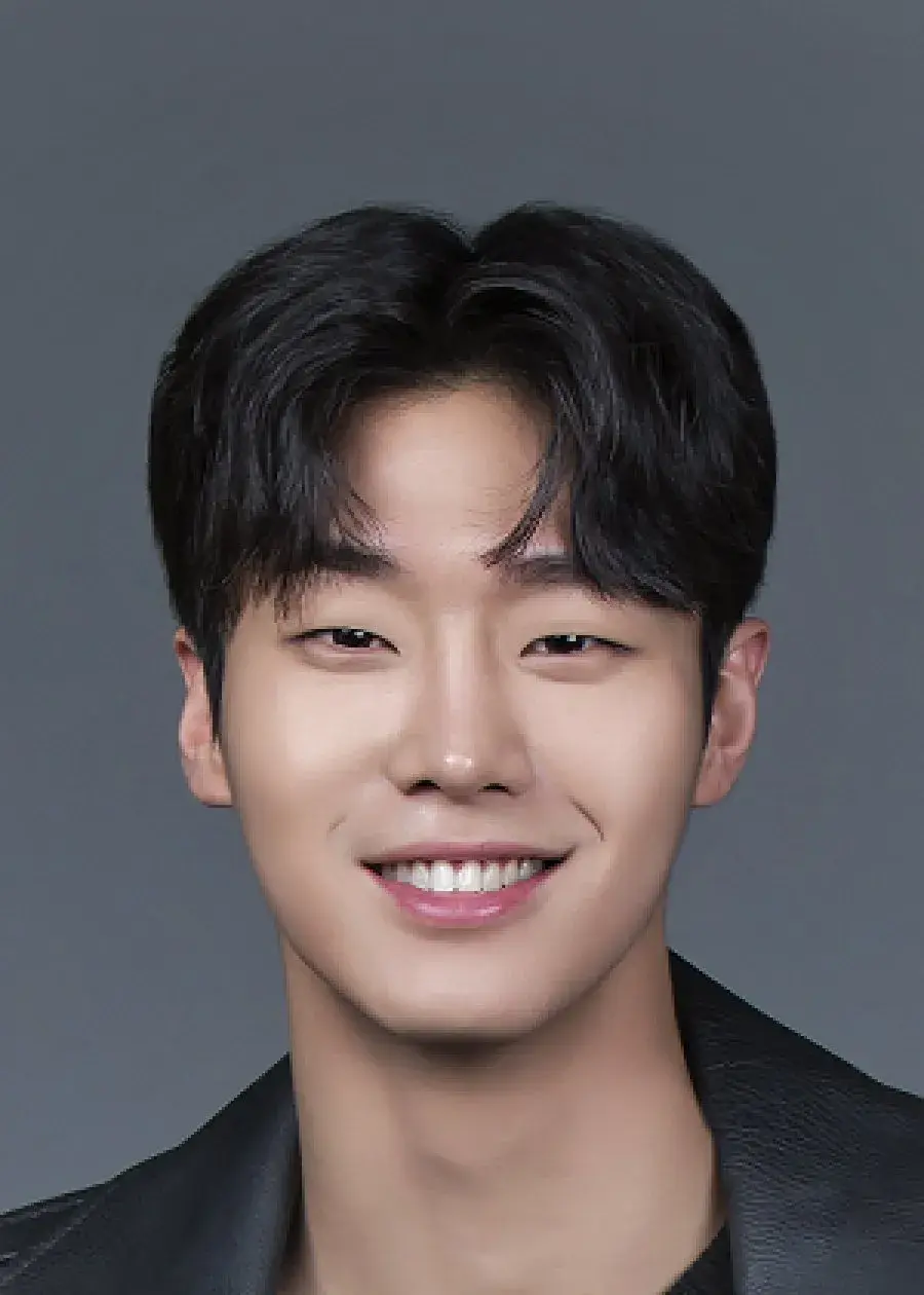 بیوگرافی Taek Kim