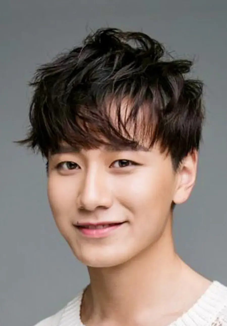 بیوگرافی Ze Zhang