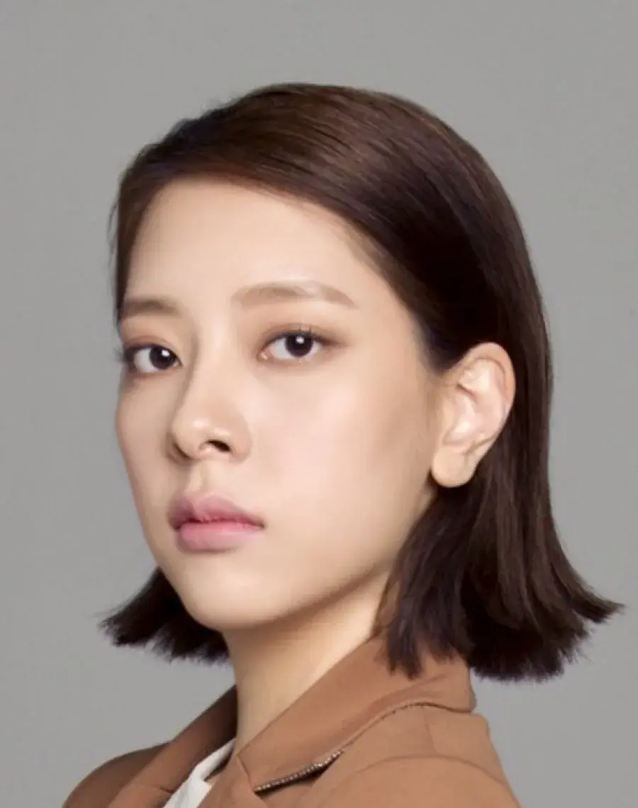 بیوگرافی Ju Ye Eun