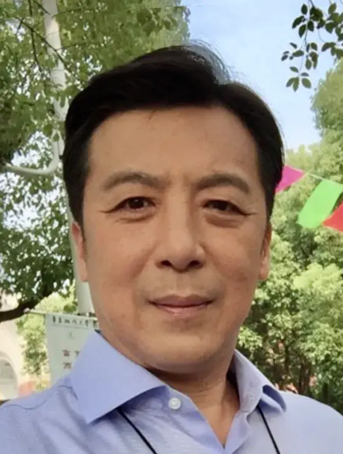 بیوگرافی Cai Gang