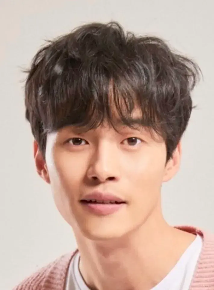 بیوگرافی Yang Dae Hyuk