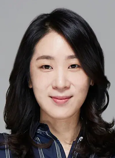 بیوگرافی Baek Ji Won