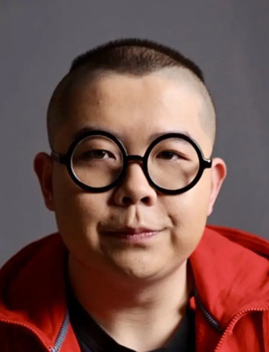 بیوگرافی Li Bao Er