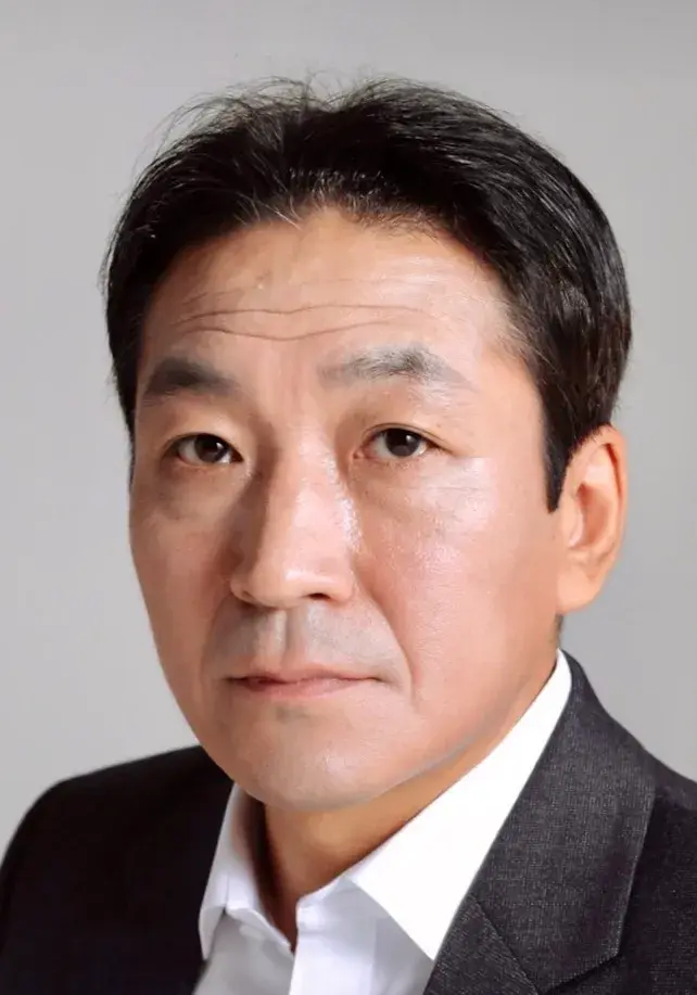 بیوگرافی Choi Kwang Il
