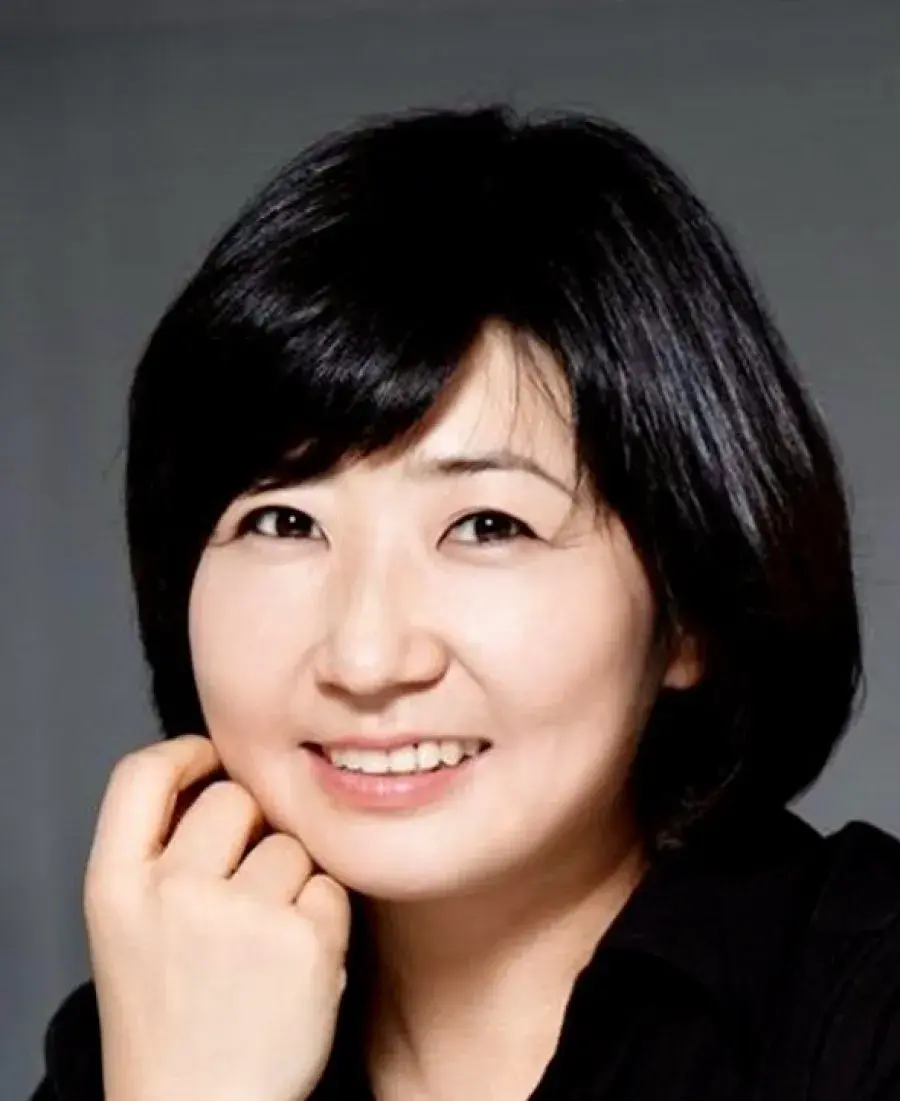 بیوگرافی Jo Ryeon