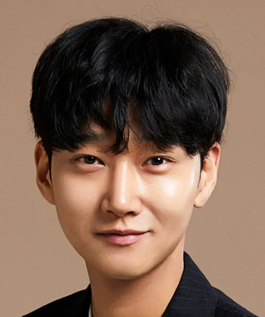 بیوگرافی Yu Bee