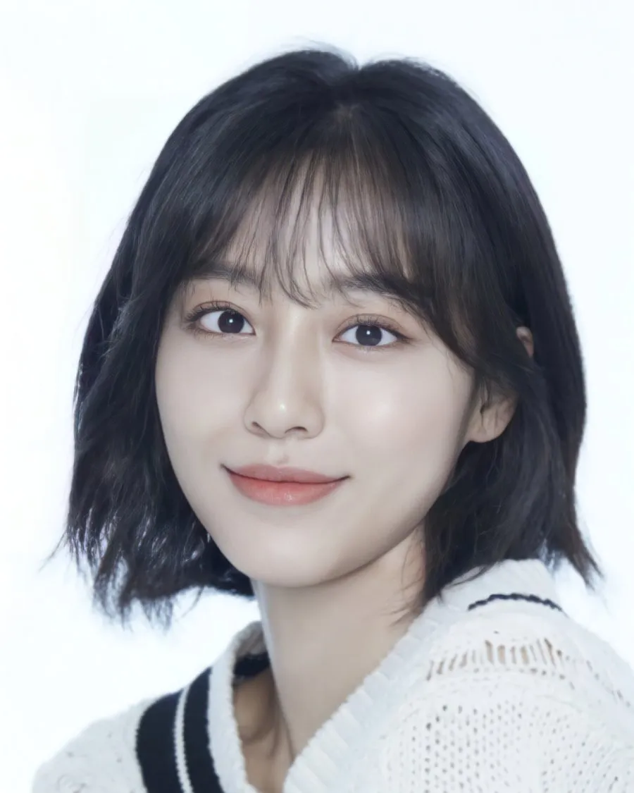 Kang  Min Ah
