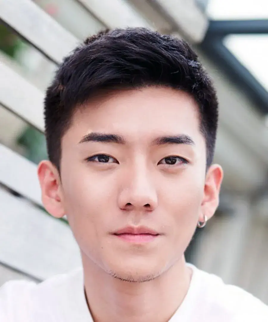 بیوگرافی Xu Shao Ying