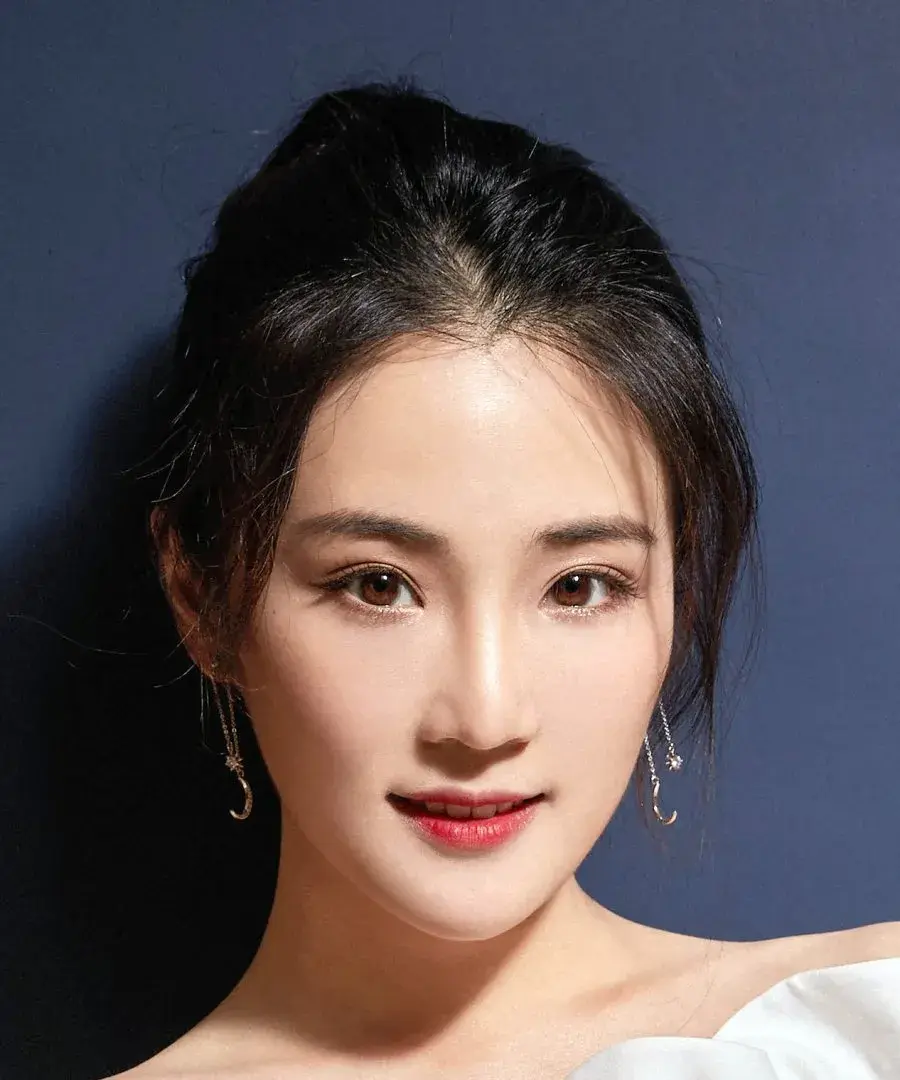 بیوگرافی Zhang Ke Ying