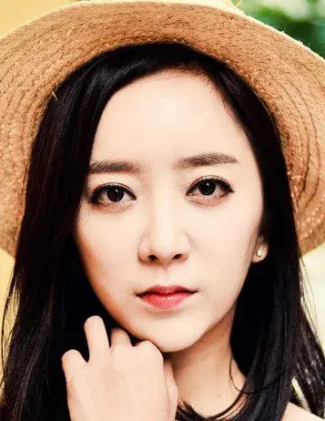 بیوگرافی Lee Ip Sae