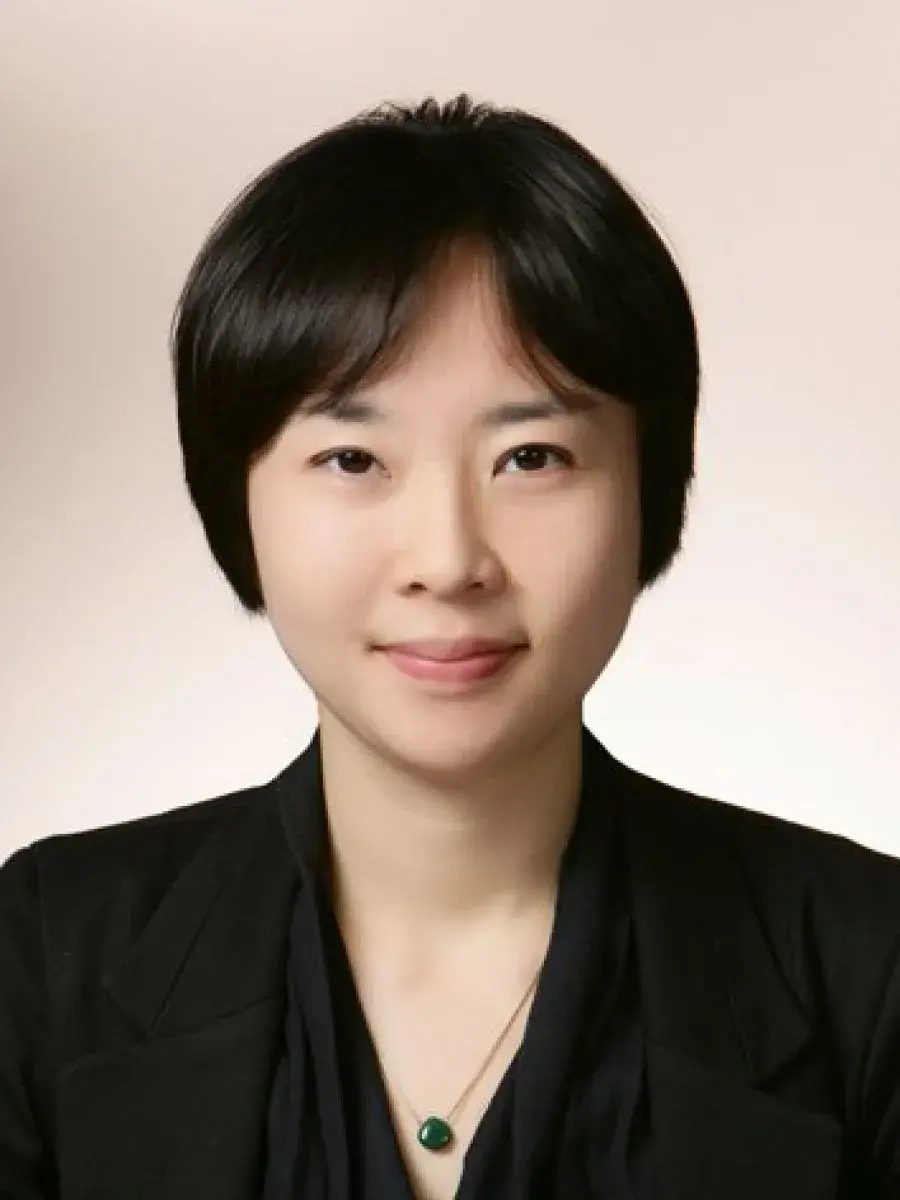 بیوگرافی Lee Na Jung