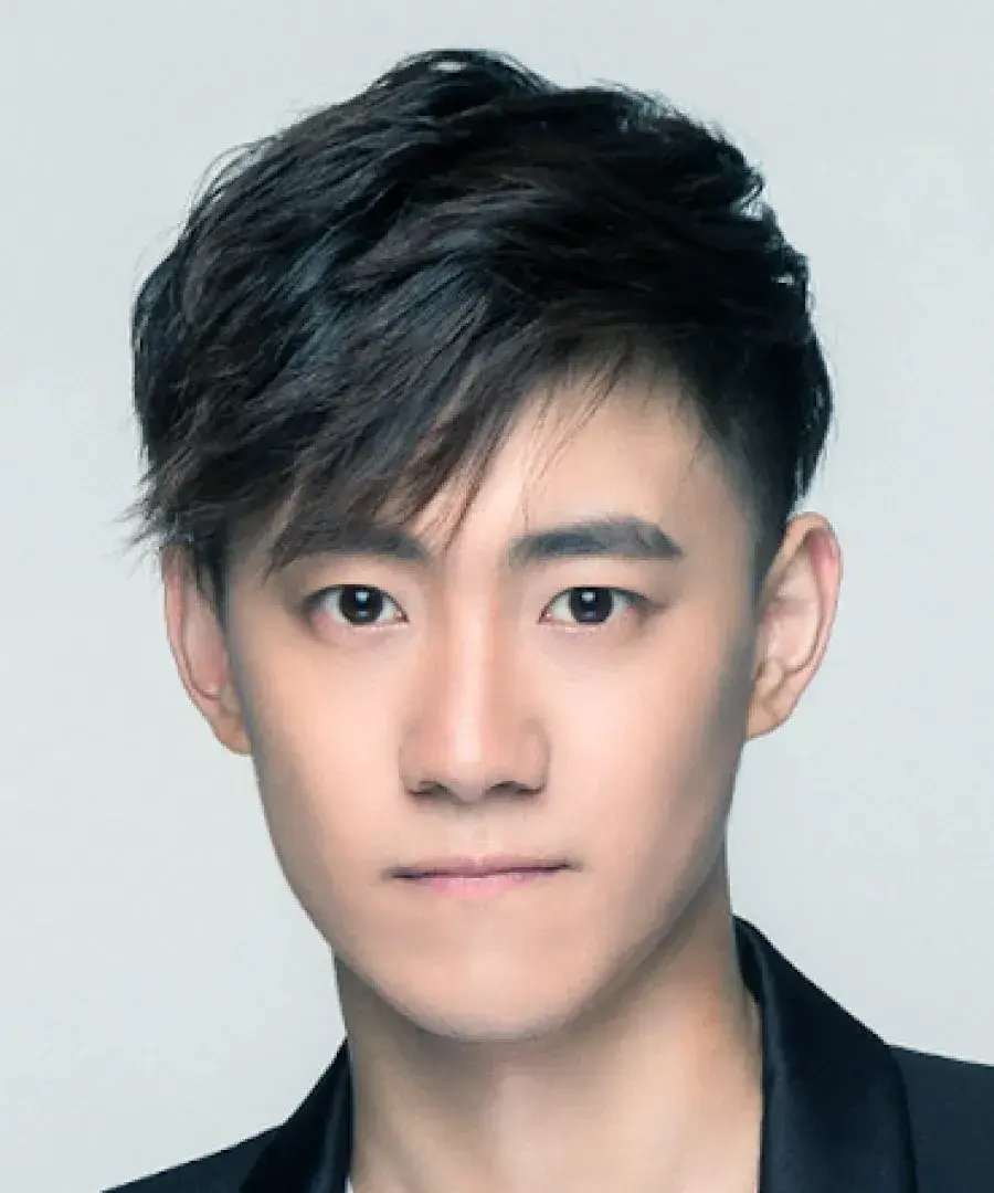 بیوگرافی Yan Zi Dong