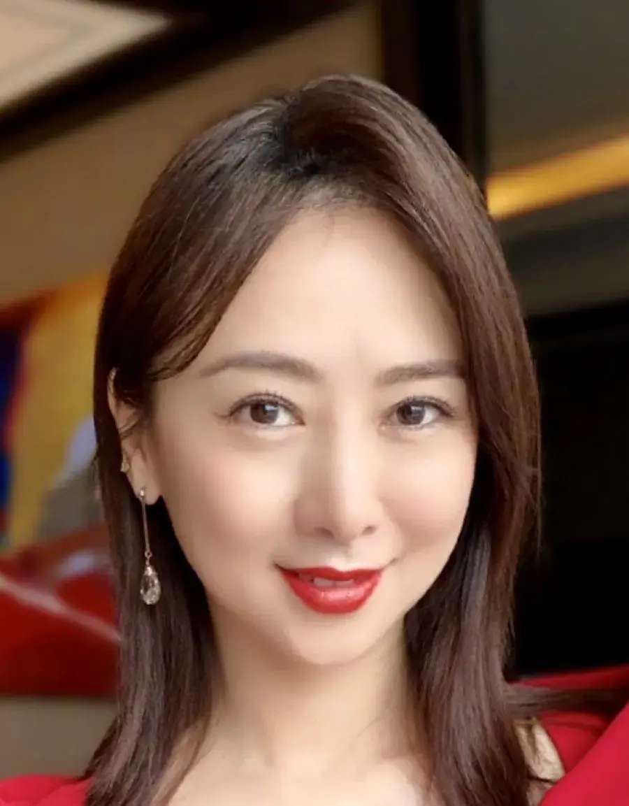 بیوگرافی Yung Hung