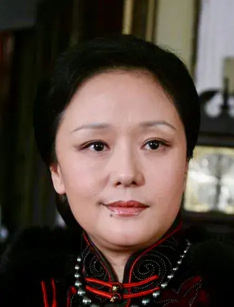بیوگرافی Liao Xue Qiu
