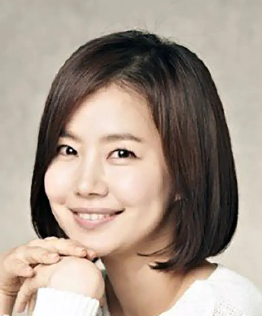 بیوگرافی Im Chae Yeon