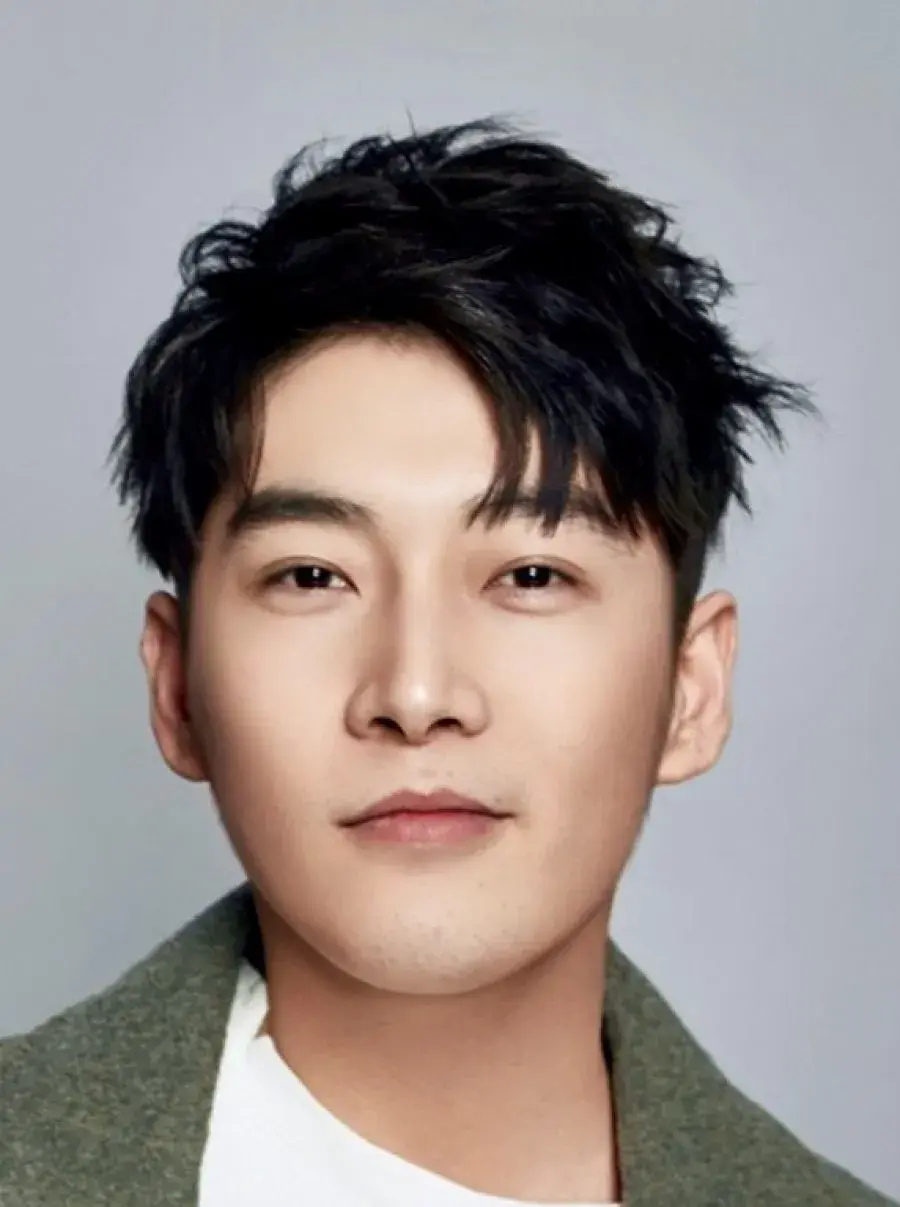 بیوگرافی Liang Jia Wei