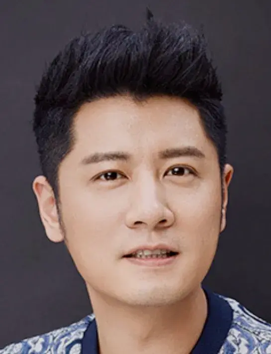 بیوگرافی Ren Zhong