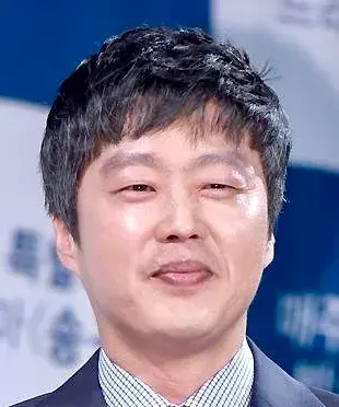 بیوگرافی Kim Hee Won