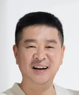 بیوگرافی Zou De Jiang