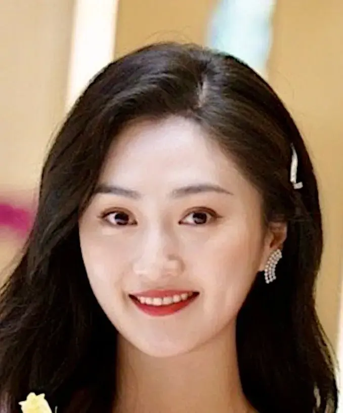 بیوگرافی Cao Yue Yao