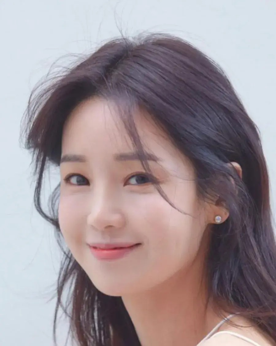 بیوگرافی Nam Mi Jeong