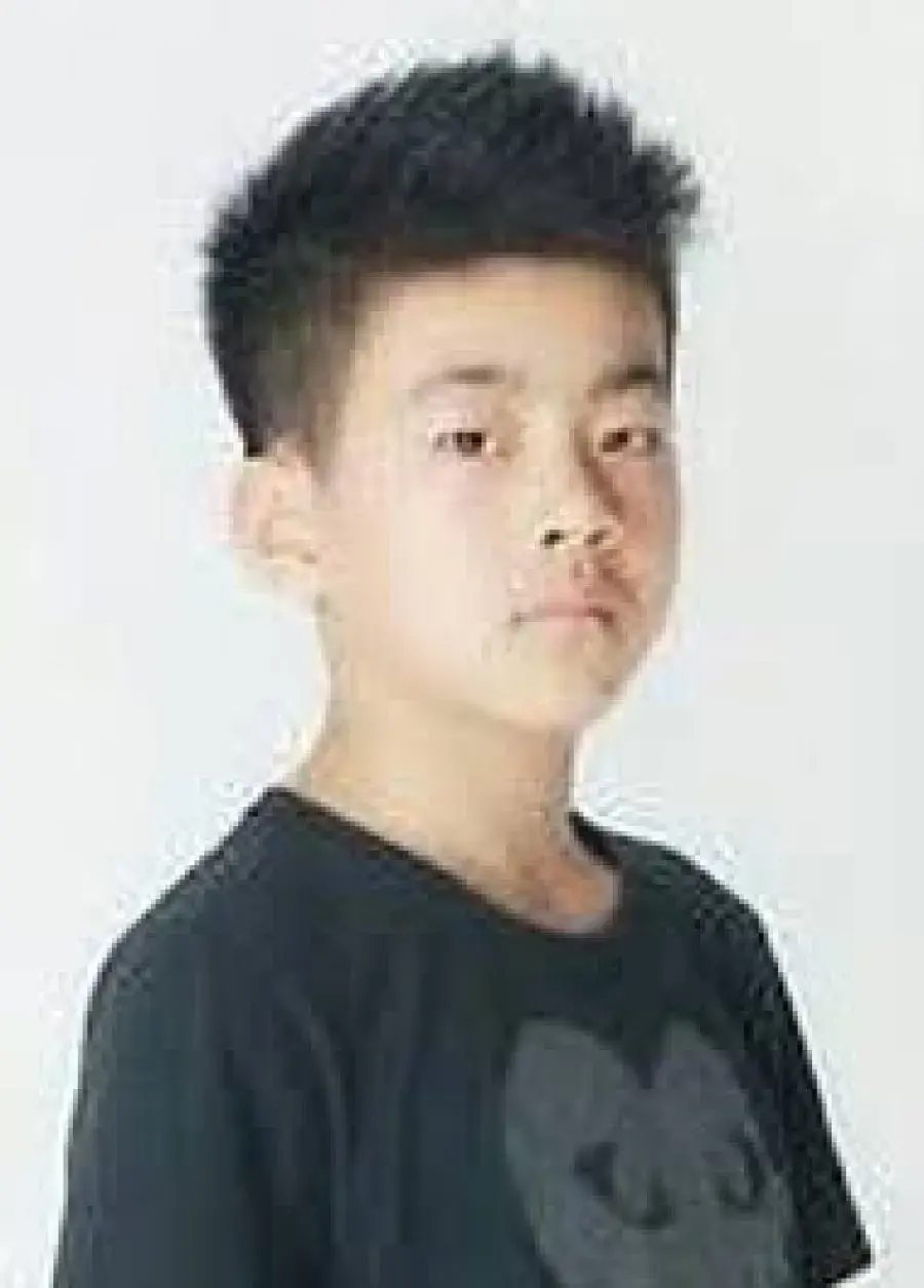بیوگرافی Zhou Si Yu
