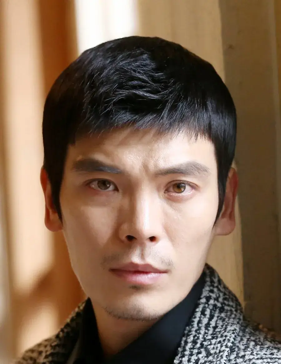 بیوگرافی Kim Sung Oh