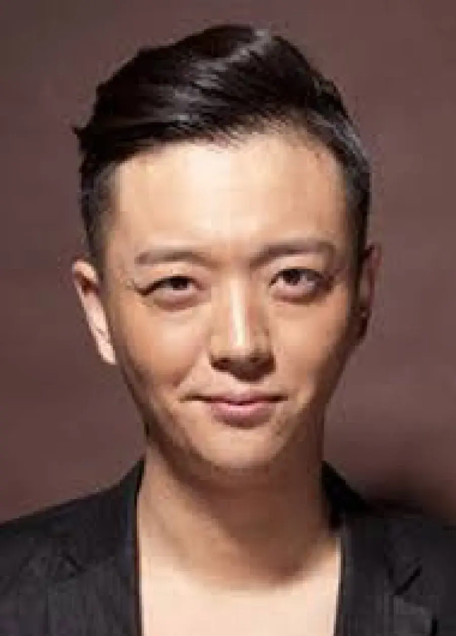 بیوگرافی Wang Wei Yuan