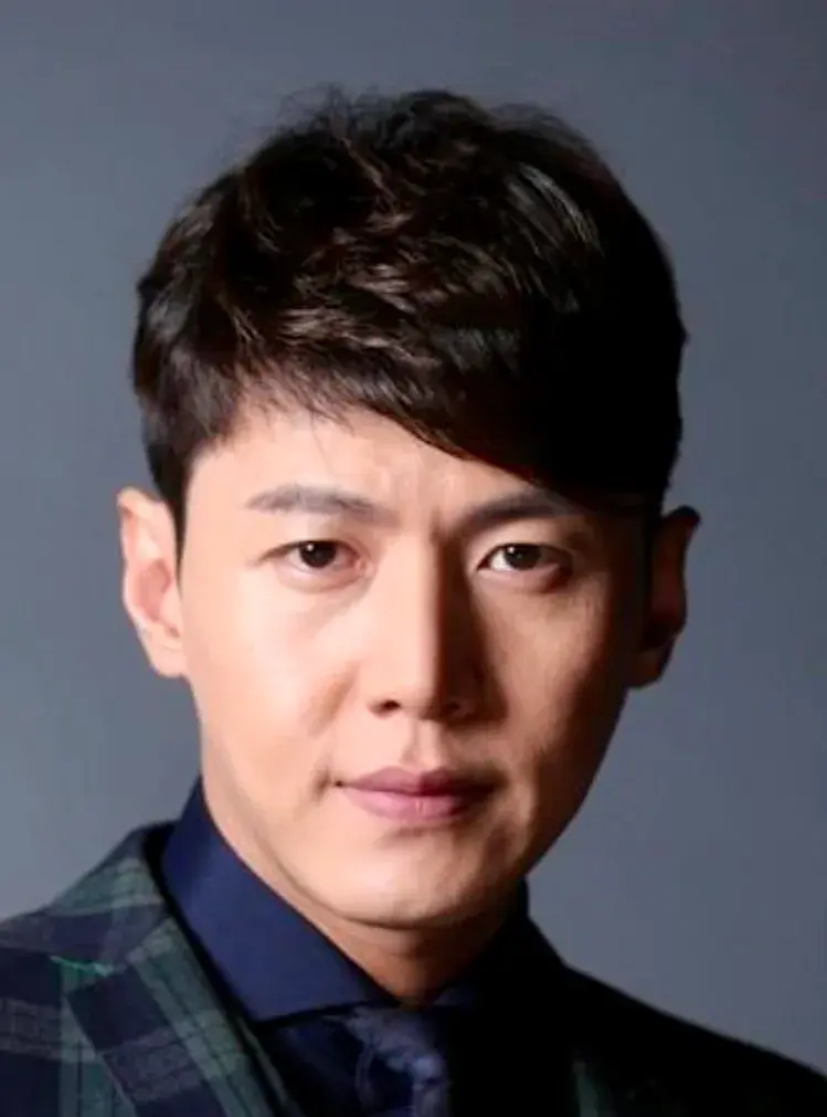 بیوگرافی Song  Jae Hee