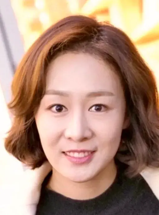 بیوگرافی Lee Jin Hee
