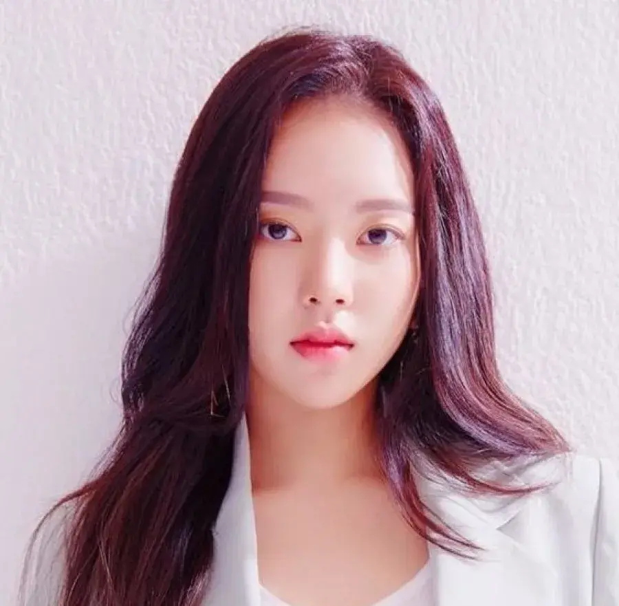 بیوگرافی Lee Ruby