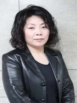 بیوگرافی Hong Kyung Yun