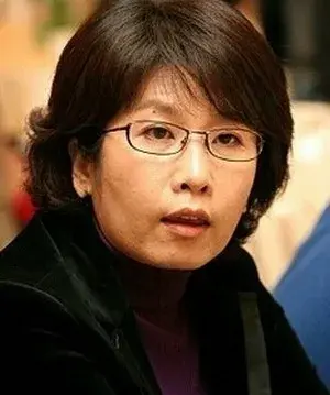 بیوگرافی Lee Kyung Hee