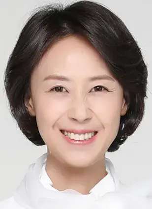 بیوگرافی Yoon Bok In
