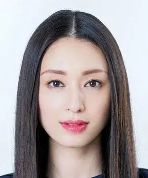 بیوگرافی Kuriyama Chiaki