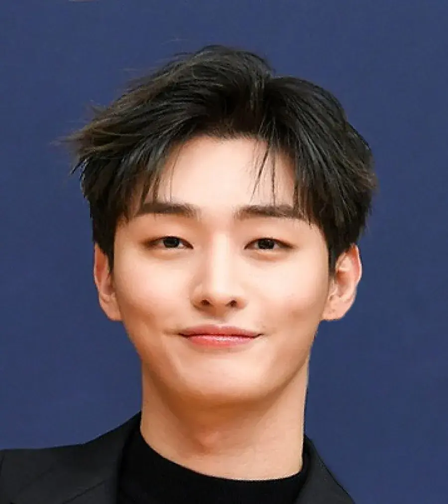 بیوگرافی Yoon Byung Ok