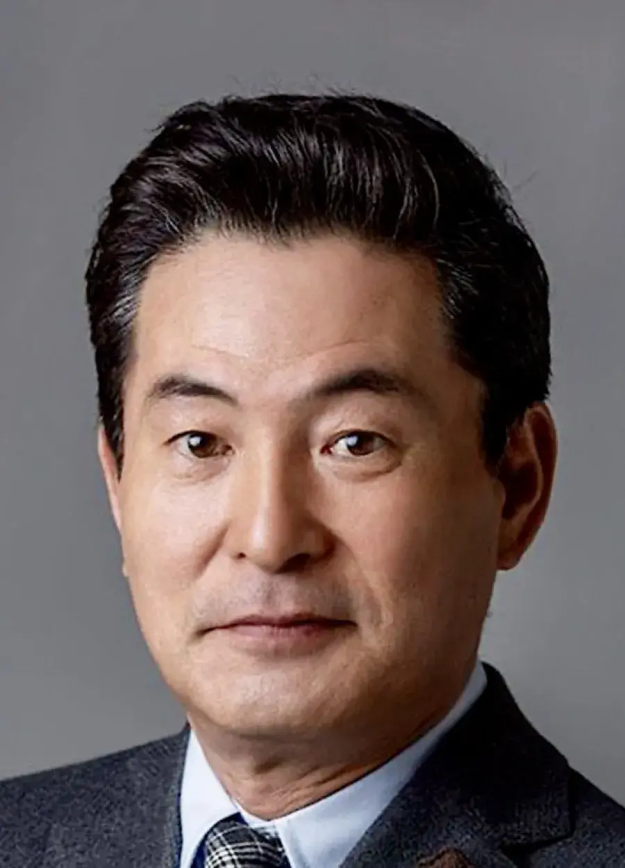 بیوگرافی Lee  Han Wi