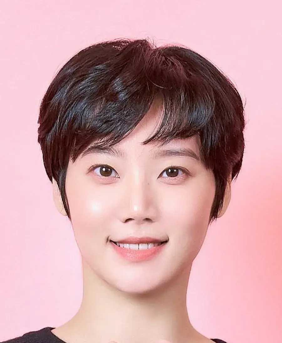 بیوگرافی Kim Mi Soo