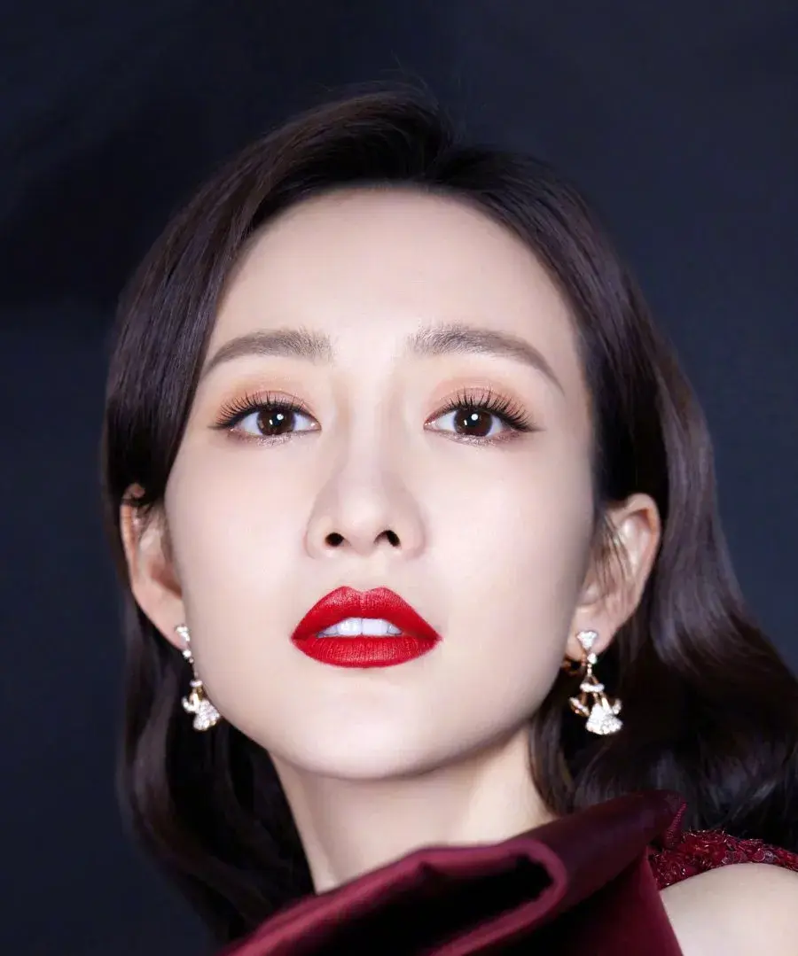 بیوگرافی Wang Ou