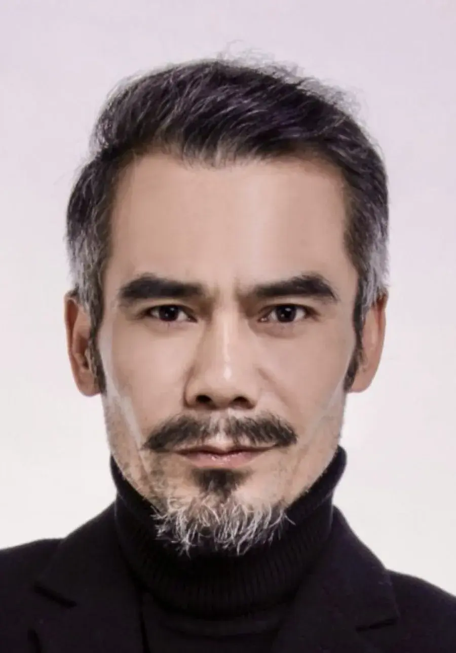 بیوگرافی Ren Qing An