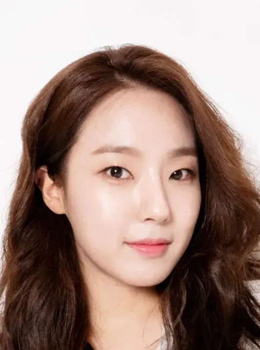 بیوگرافی Lee Jung Min