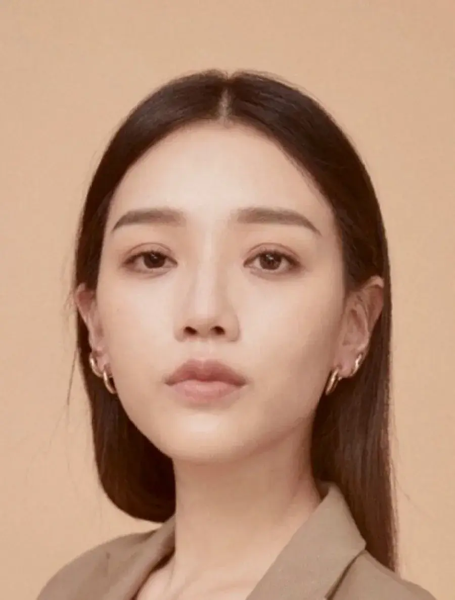 بیوگرافی Zhou Zi Xin