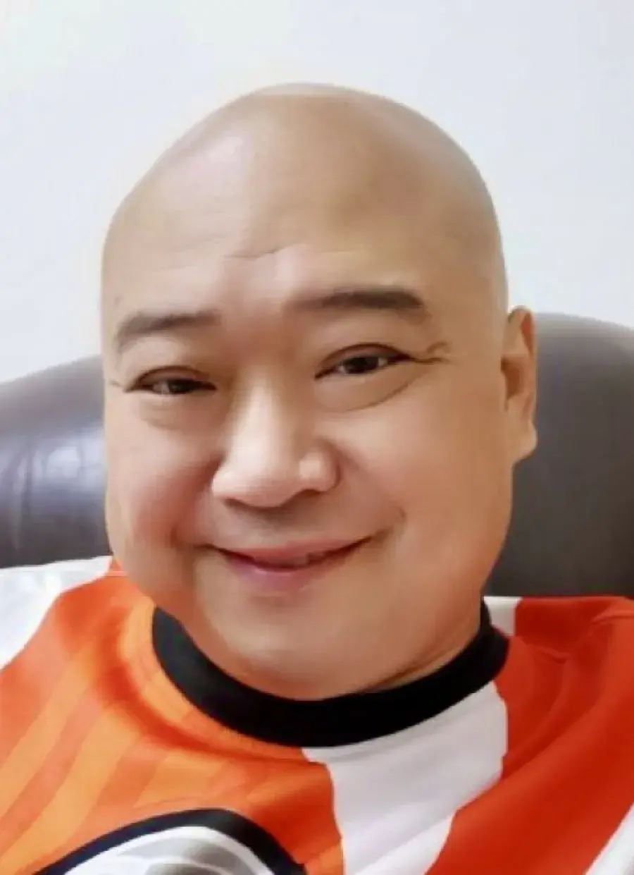 بیوگرافی Lin Yi Zheng
