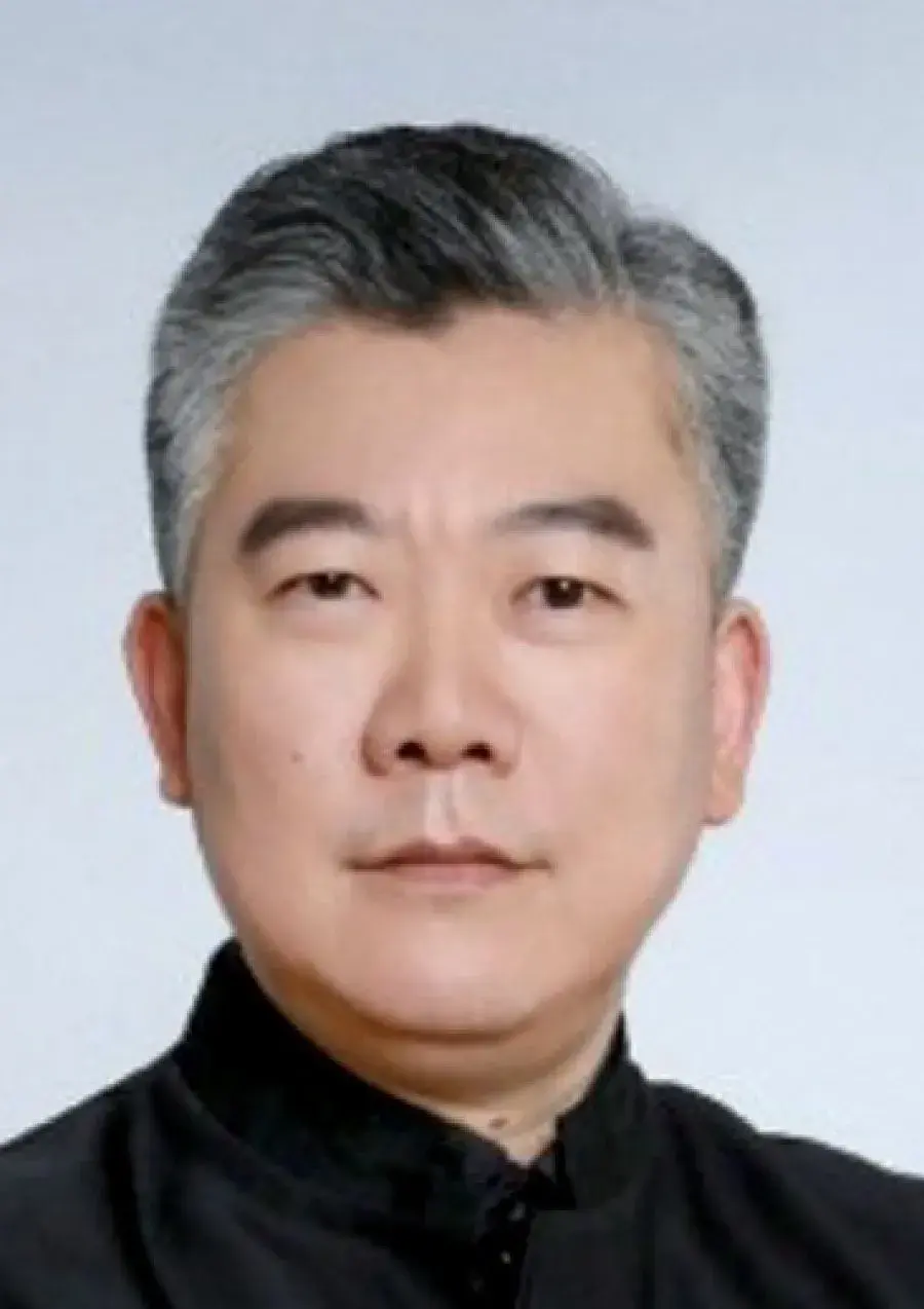 بیوگرافی Li Da Guang