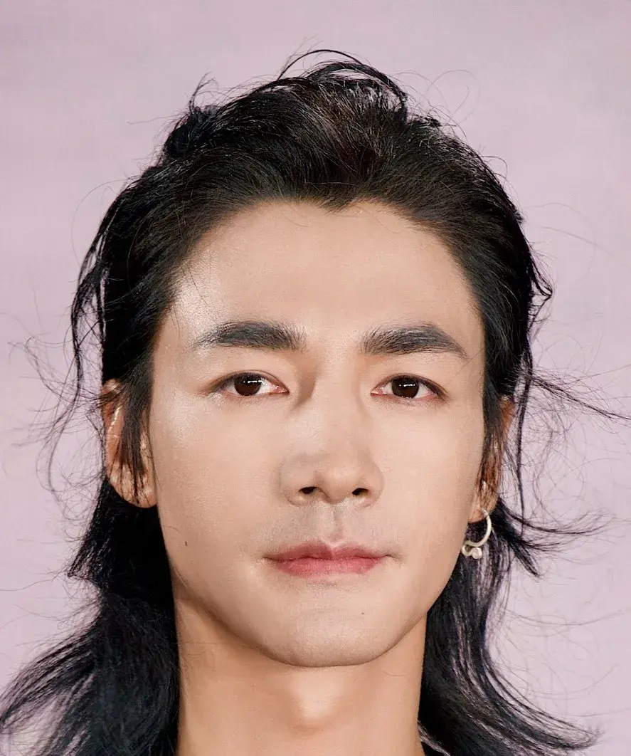 بیوگرافی Ci Sha