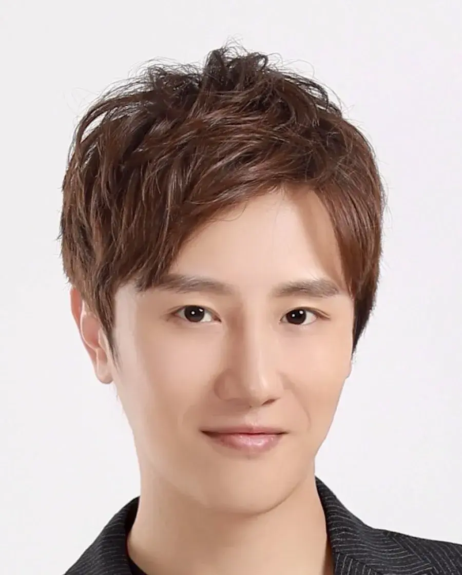 بیوگرافی Yang Yi Fei