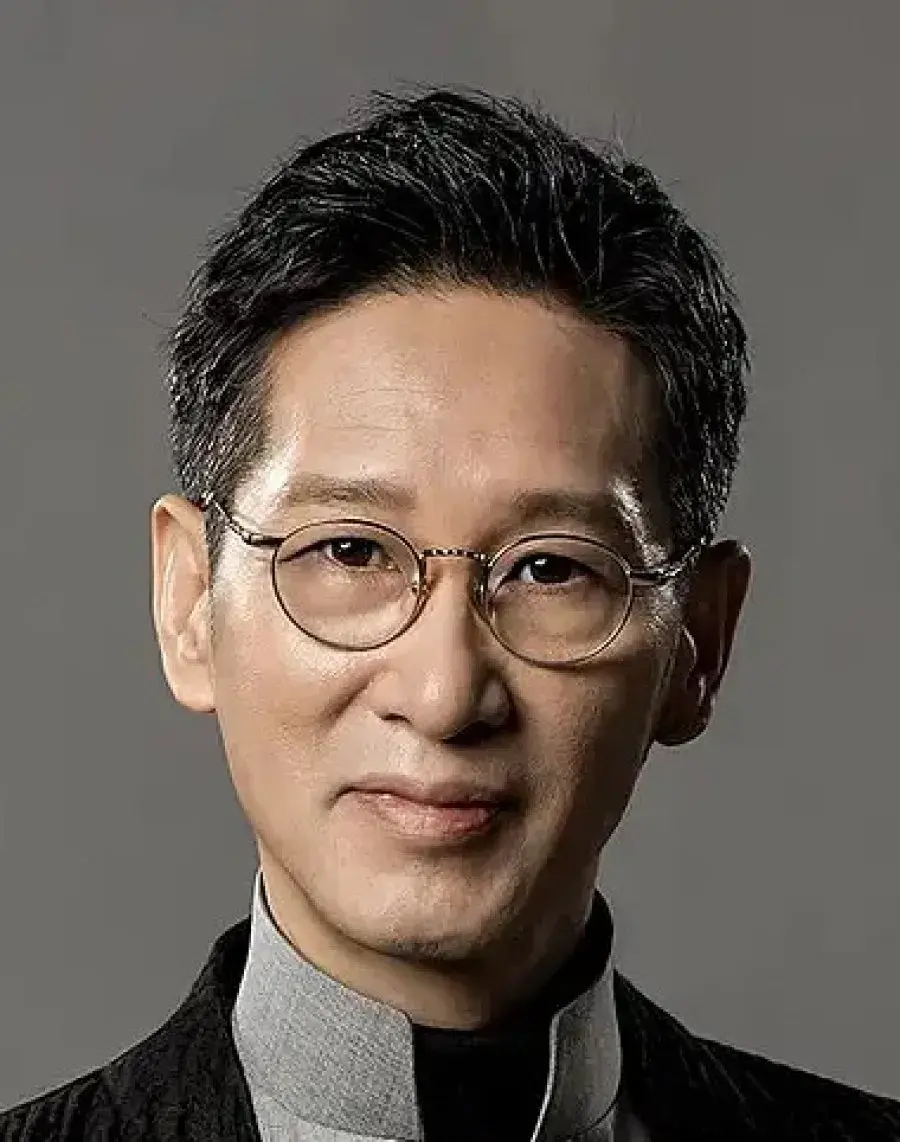 بیوگرافی Wang Jin Song