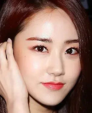 بیوگرافی Heo Ga Yoon